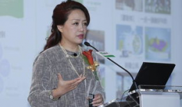 孙伊萍的生活照