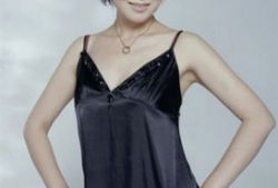 阎妮个人资料,从喜剧女神到实力派演员的蜕变之路