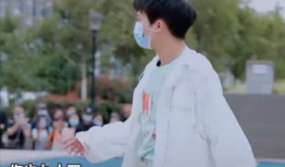 娱乐圈吃瓜成团宠,揭秘明星幕后故事
