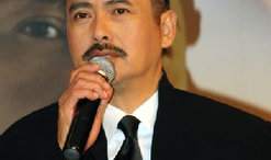 周润发个人资料简介及,从影坛巨星到慈善大使的传奇人生